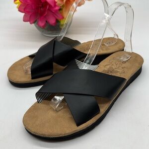Izod Alyssa Black Leather Slip On Sandals Size 9 MCB7200N